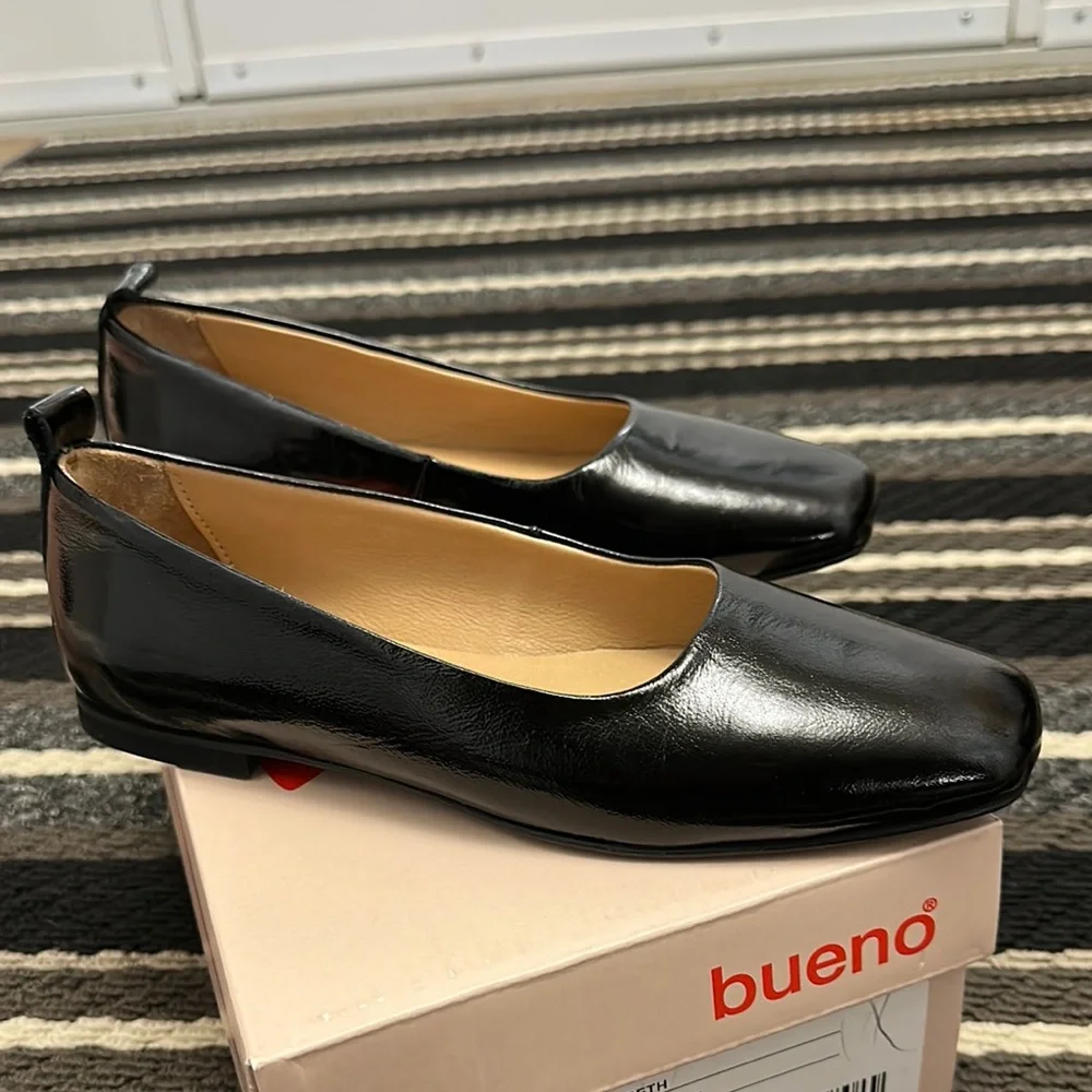 Sz 38 (7.5)⭐️NWT Bueno Elizabeth Black Patent Leather Flats. - Picture 12 of 13